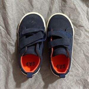 GAP Kids Sneakers in Navy and Orange